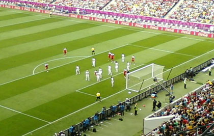 Матч Португалия-Дания на Евро 2012